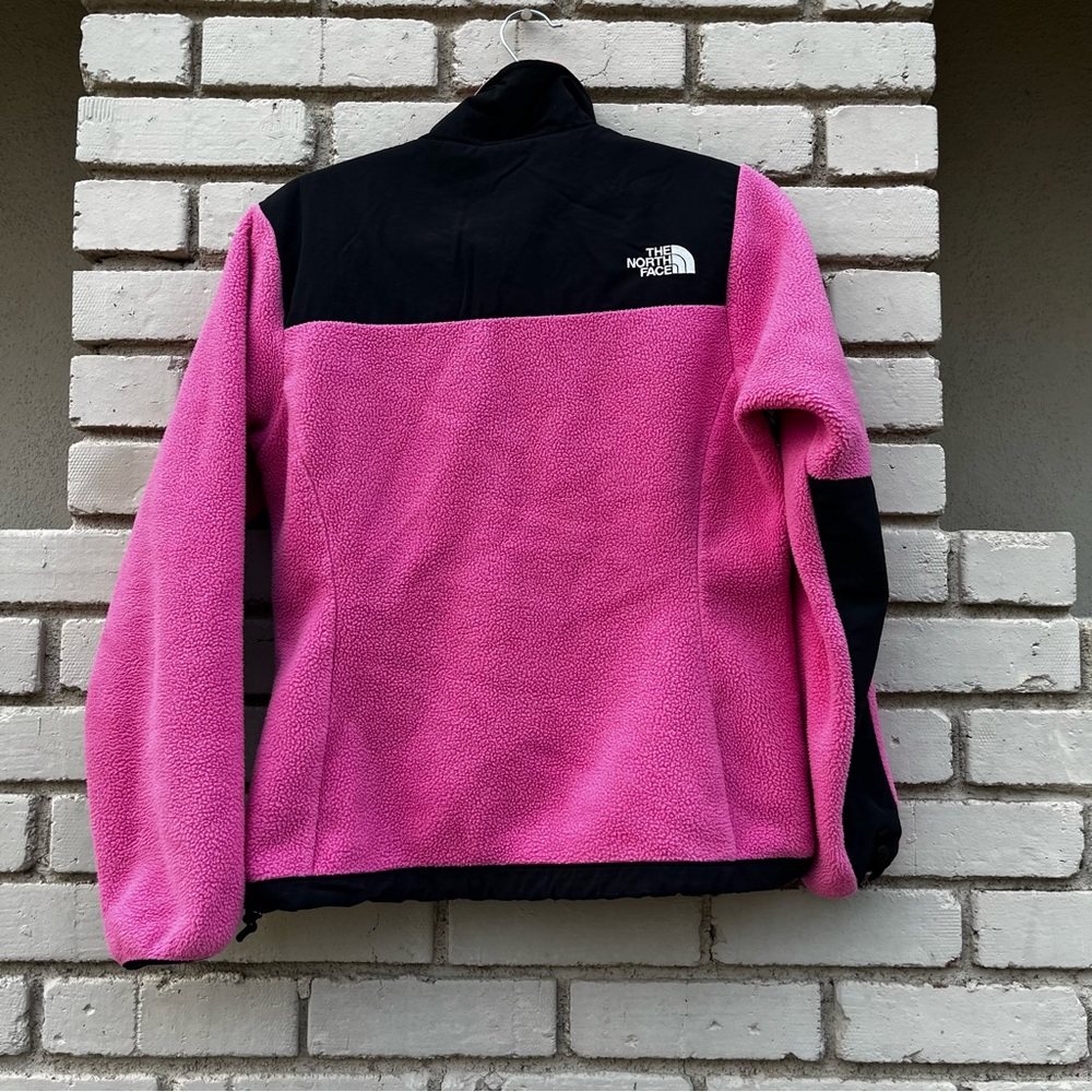 The North Face Fleece Zipper Jacket in Pink & Black - Size Small - Picture 4 of 7